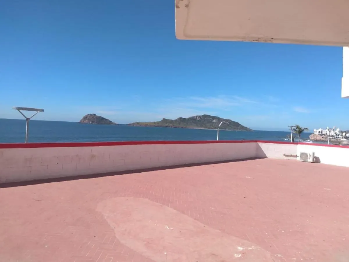 Hotel Essen'S Mazatlán 3*,