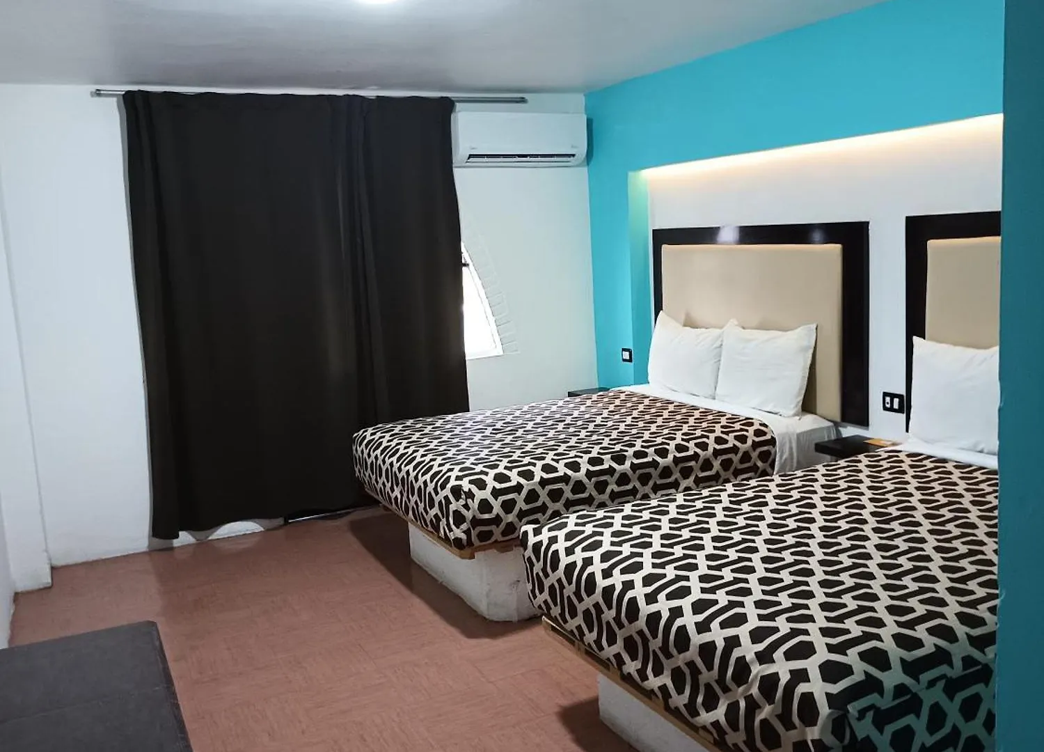 Hotel Essen'S  Mazatlan