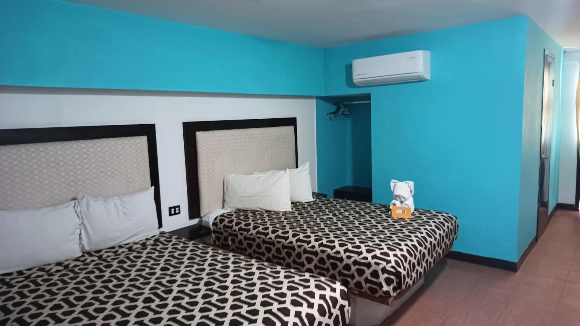 Hotel Essen'S Mazatlán 3*,  México